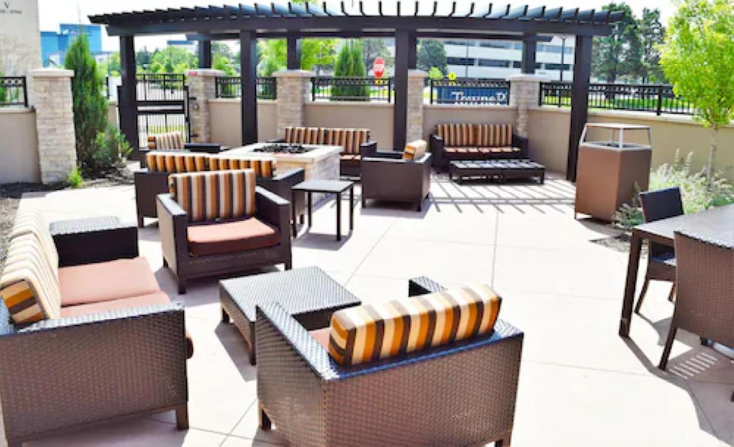 Towneplace Suites By Marriott Minneapolis Near Mall Of America Bloomington Exterior foto