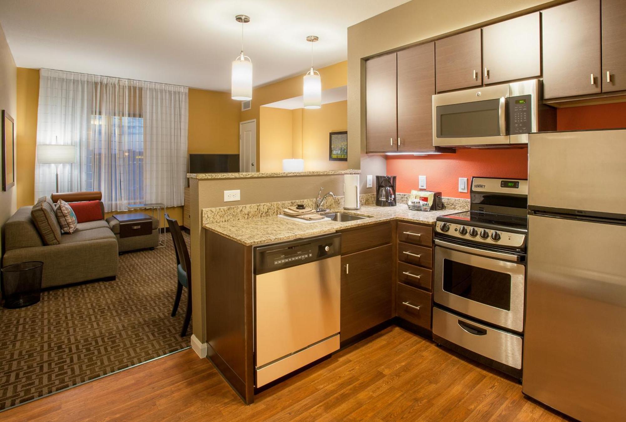 Towneplace Suites By Marriott Minneapolis Near Mall Of America Bloomington Exterior foto